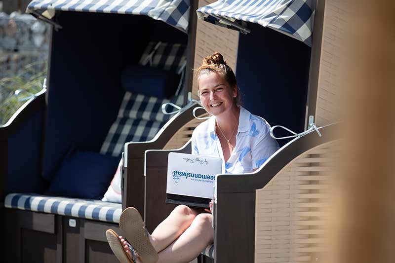 Bild zeigt Hotel Seemannsbraut, Wittdün. Inhaberin P. Seesemann Bild zeigt Hotel Seemannsbraut, Wittdün. Inhaberin P. Seesemann